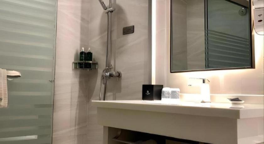 Khách sạn Magnotel Hotel-shanghai Xintiandi 3*